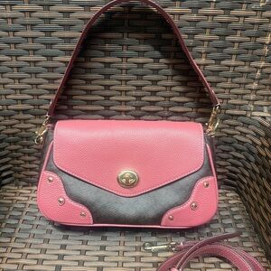 coach Millie Shoulder Bag In Colorblock Signature Canvas ce639